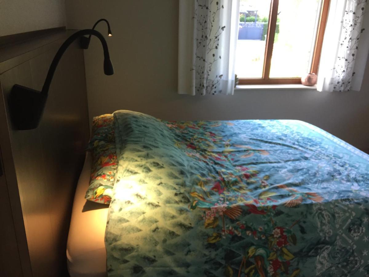Bed and Breakfast Het Koningshofje NeerNeerpelt Zewnętrze zdjęcie