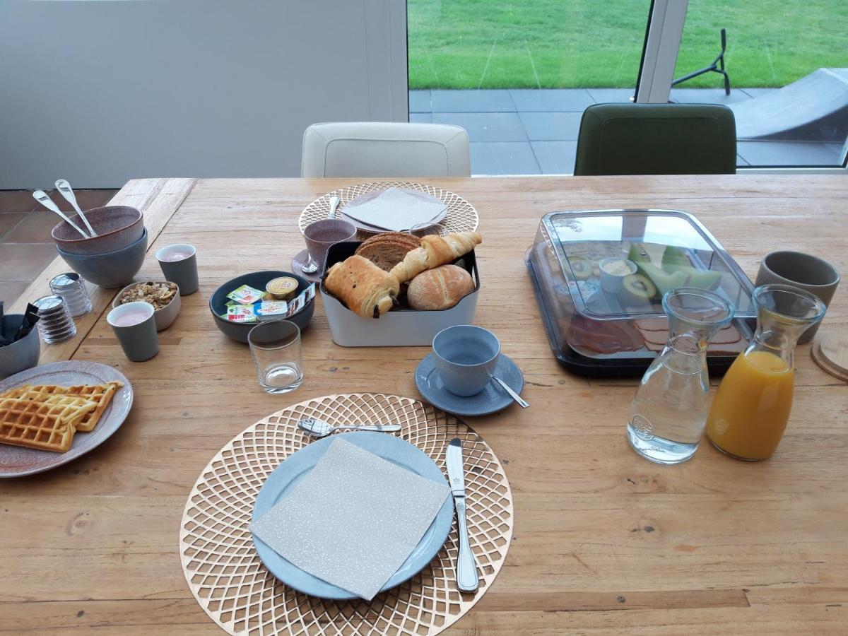 Bed and Breakfast Het Koningshofje NeerNeerpelt Zewnętrze zdjęcie